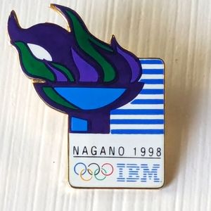 Torch Olympic Pin Badge sponsor IBM 1998 Nagano Winter Games Aminco Enamel Rings